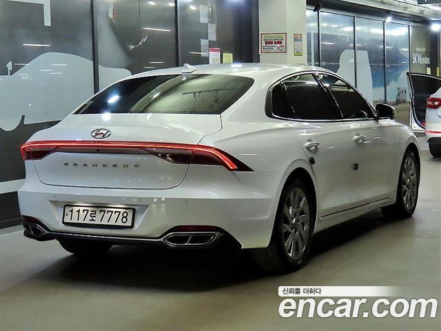 Hyundai Grandeur Новый IG, гибрид Calligraphy - фото 1