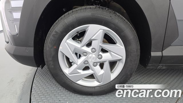 Hyundai Kona SX2, гибрид H Pick - фото 4