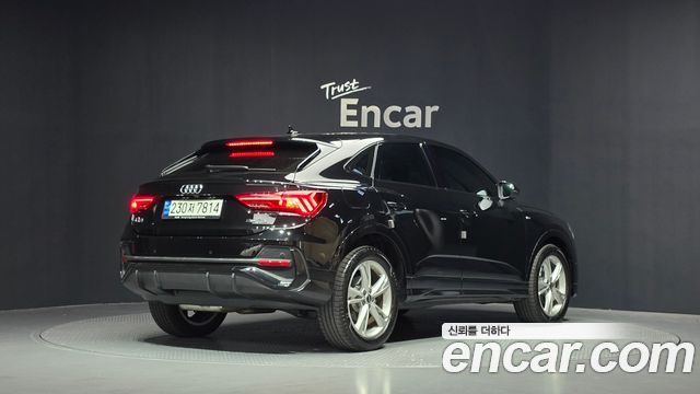Audi Q3 F3 35 TDI Premium Sportback - фото 1