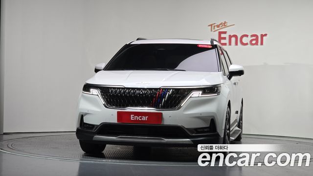 Kia Carnival 4-го поколения 9-Seater Signature - фото 1