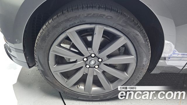 Land Rover Range Rover Velar 3.0 D300 R-Dynamic HSE - фото 4
