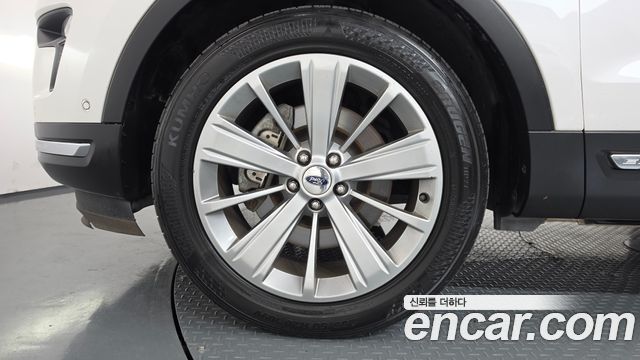 Ford Explorer 2.3 Limited 4WD 5th - фото 4