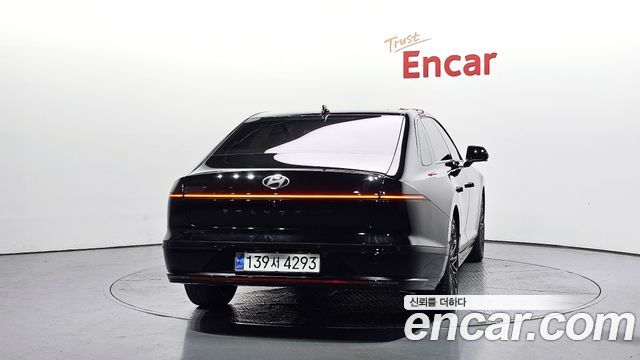 Hyundai Grandeur GN7, гибрид Calligraphy - фото 3