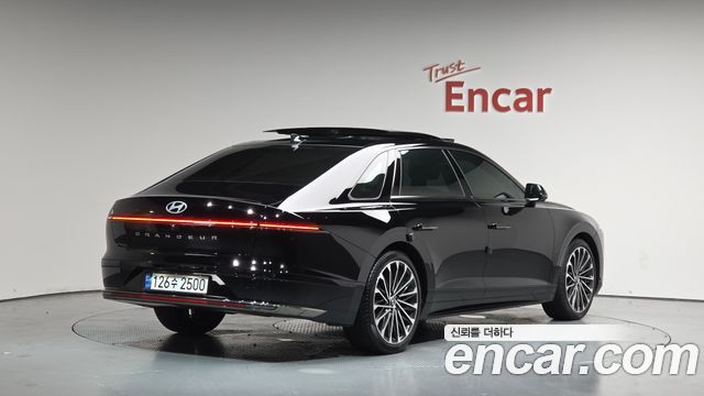 Hyundai Grandeur GN7 2,5 Gasoline 2WD Calligraphy - фото 0
