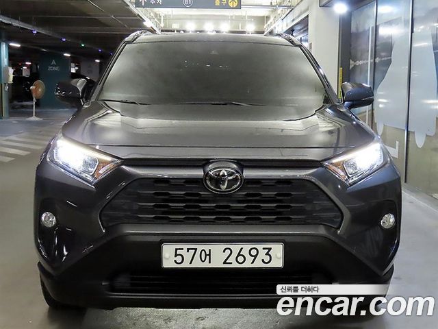Toyota RAV4 5-го поколения 2.5 2WD - фото 2