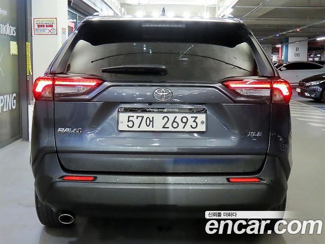 Toyota RAV4 5-го поколения 2.5 2WD - фото 3
