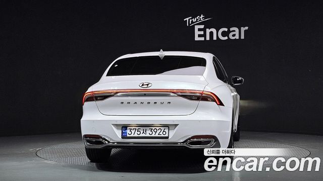Hyundai Grandeur Новый IG 3.0 LPi Rent Car Premium - фото 3
