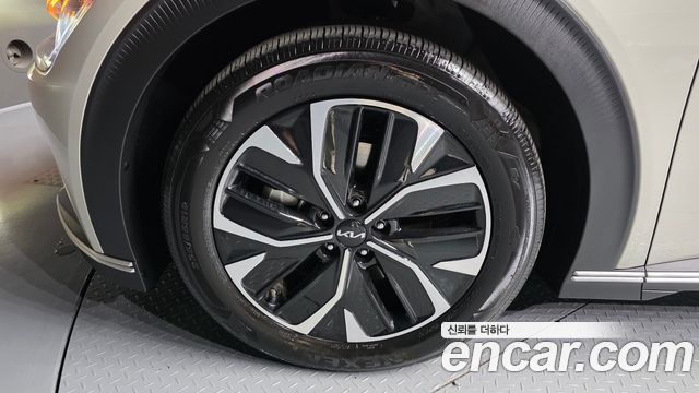 Kia EV6 Standard Air - фото 4