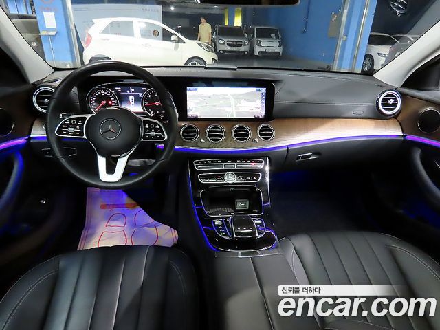 Mercedes-Benz E-Class W213 E220d 4MATIC Exclusive - фото 4