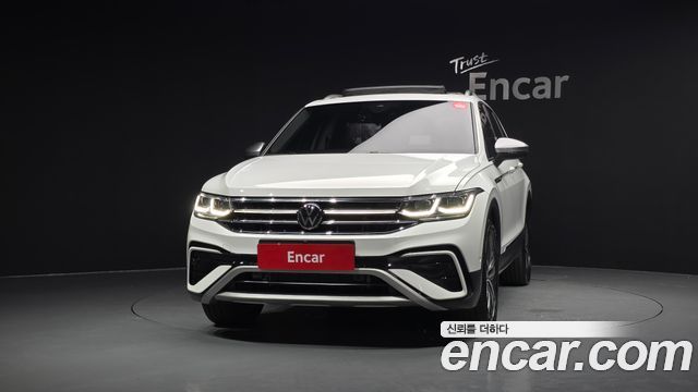 Volkswagen Tiguan 2.0 TSI Prestige - фото 2