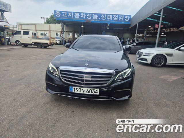Mercedes-Benz E-Class W213 E300 4MATIC Exclusive - фото 0