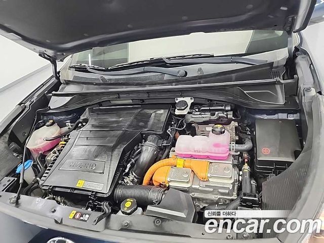 Kia Niro Prestige - фото 4