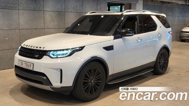 Land Rover Discovery 3.0 TD6 HSE Luxury - фото 0