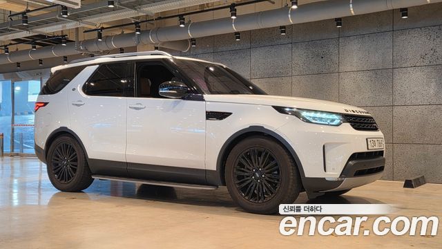 Land Rover Discovery 3.0 TD6 HSE Luxury - фото 2