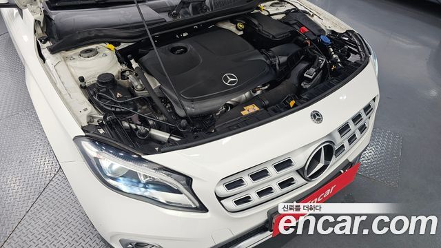 Mercedes-Benz GLA-Class X156 GLA220 Premium - фото 4