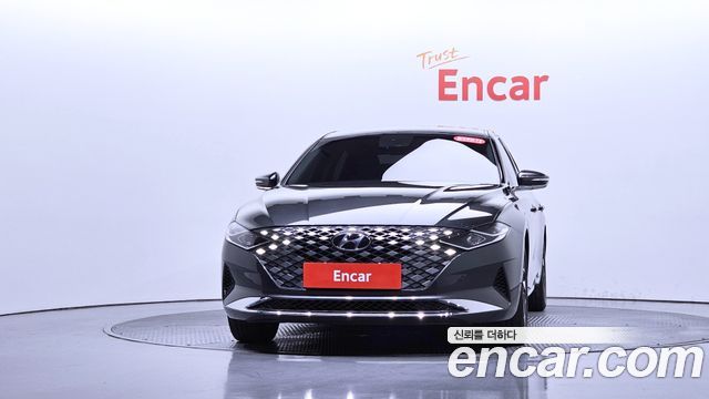 Hyundai Grandeur Новый IG, гибрид Premium Choice - фото 1