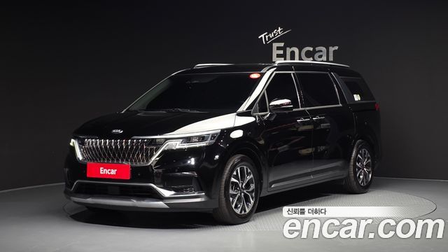 Kia Carnival 4-го поколения 9-Seater Noblesse - фото 0