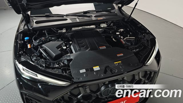 Audi Q5 40 TFSI 콰트로 S Line Sportback - фото 4