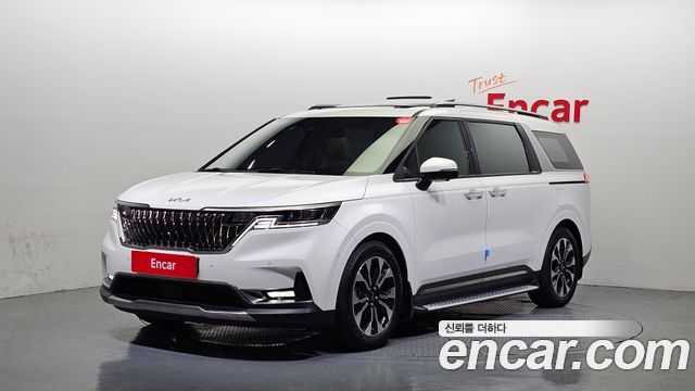 Kia Carnival 4-го поколения 7-Seater Signature - фото 0