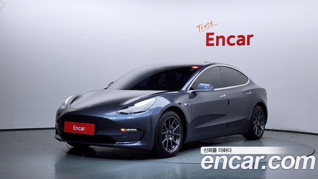 Tesla Model 3 Long Range AWD - фото 0