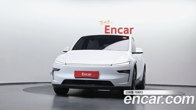 Tesla Model Y Long Range AWD - фото 2