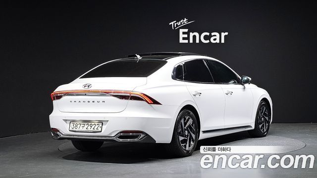 Hyundai Grandeur Новый IG, гибрид Exclusive - фото 0