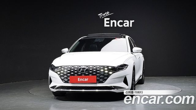Hyundai Grandeur Новый IG, гибрид Exclusive - фото 1