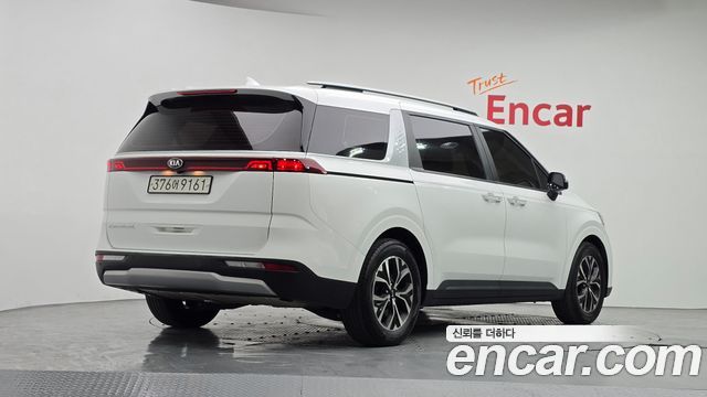 Kia Carnival 4-го поколения 9-Seater Prestige - фото 1