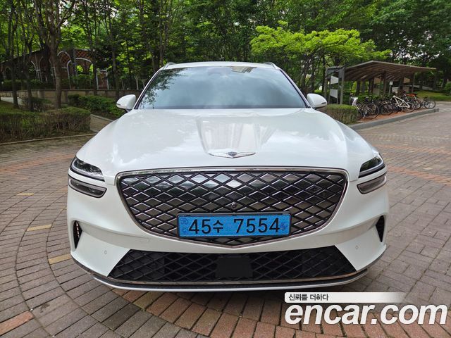 Genesis GV70 e-AWD - фото 0