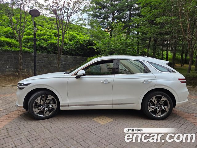 Genesis GV70 e-AWD - фото 2