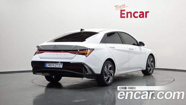 Hyundai Avante Новый CN7, гибрид Inspiration - фото 1