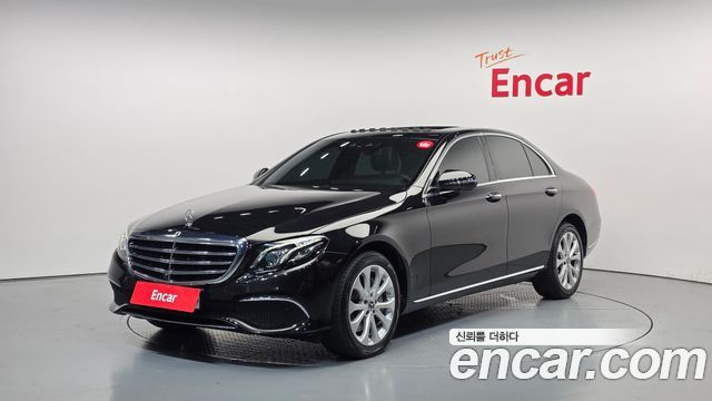 Mercedes-Benz E-Class W213 E300 4MATIC Exclusive - фото 0