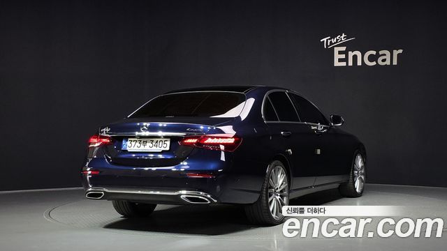 Mercedes-Benz E-Class W213 E450 4MATIC Exclusive - фото 1