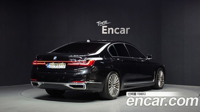 BMW 7-Series G11 740Ld xDrive Design Pure Excellence - фото 1