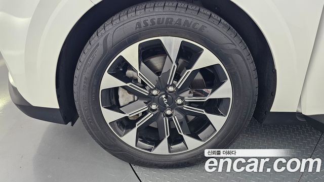 Kia Carnival 4-го поколения 7-Seater Signature - фото 4