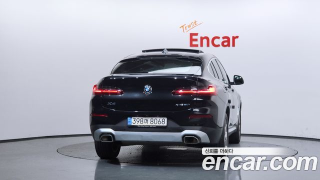 BMW X4 G02 xDrive20i xLine - фото 3