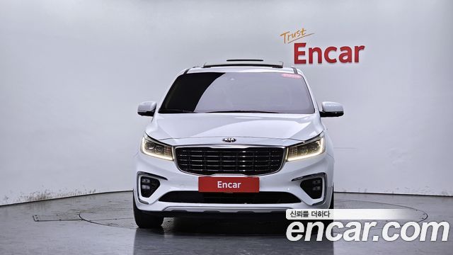 Kia Carnival Новый Gasoline 7-Seater Limousine President - фото 1