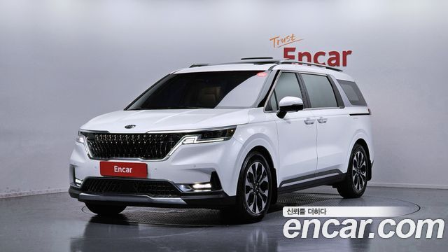 Kia Carnival 4-го поколения 9-Seater Signature - фото 0