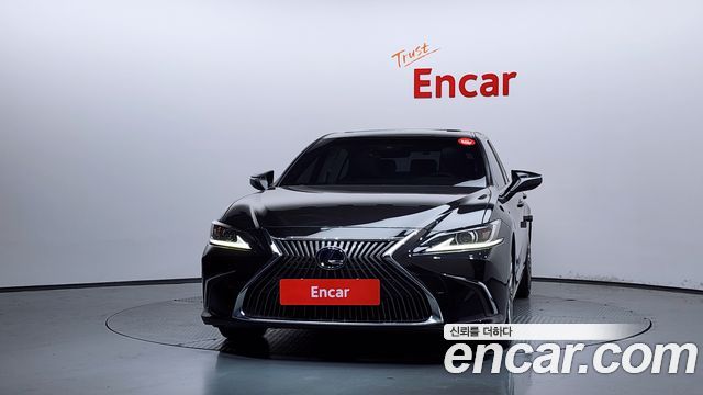 Lexus ES 7-го поколения Luxury Plus - фото 2
