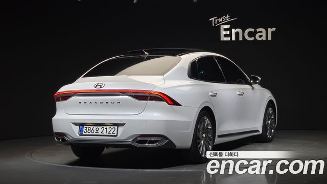 Hyundai Grandeur Новый IG 2.5 Calligraphy - фото 1