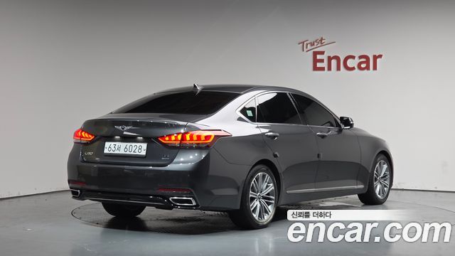 Genesis G80 3.3 GDI AWD Luxury - фото 1