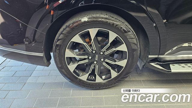 Kia Carnival 4-го поколения Gasoline 7-Seater Hi-Limousine Signature - фото 4