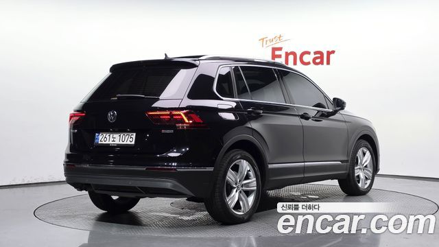 Volkswagen Tiguan 2-го поколения 2.0 TDI 4Motion Prestige - фото 0