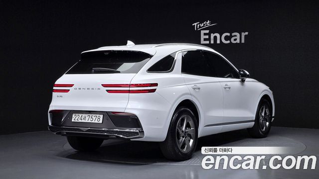Genesis GV70 2.5T Gasoline 2WD - фото 1
