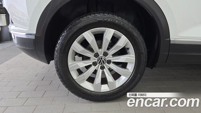 Volkswagen T-Roc 2.0 TDI Premium - фото 4