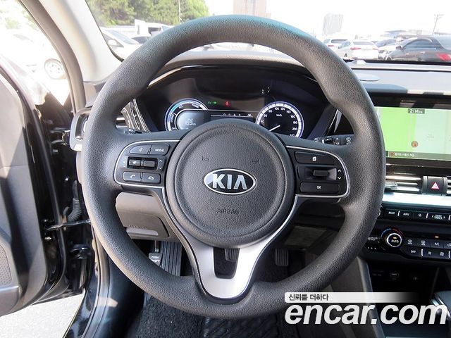 Kia Niro Новый 1.6 HEV Luxury - фото 4