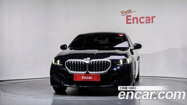 BMW 5-Series G60 520i M Sport - фото 2