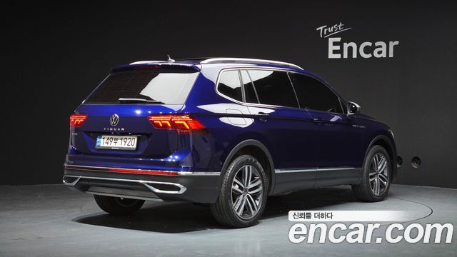 Volkswagen Tiguan 2.0 TSI Prestige - фото 1