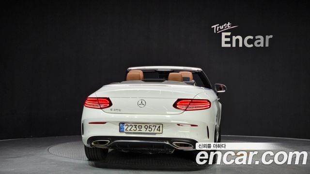 Mercedes-Benz C-Class W205 C200 Cabriolet - фото 3