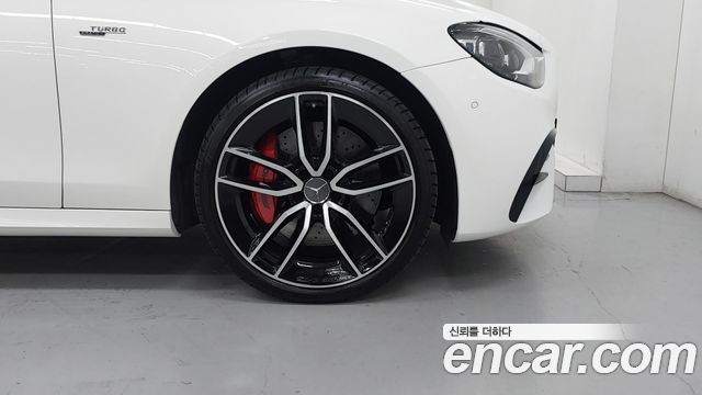 Mercedes-Benz E-Class W213 E53 AMG 4MATIC+ - фото 4